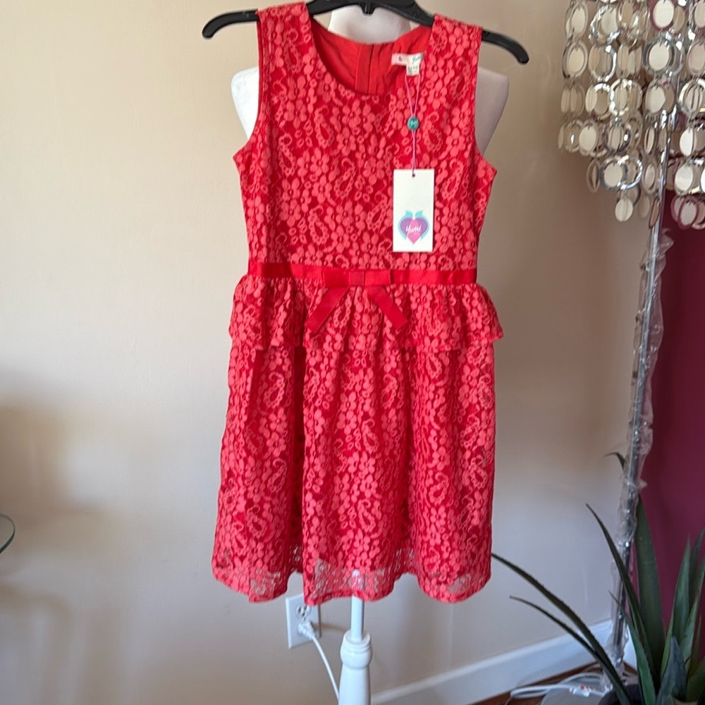 NWT yumi girl, coral lace dress, hidden back zip, age 9-10.
